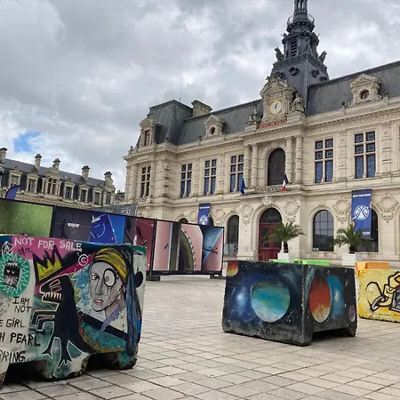 Maison d'hôtes La Curiosité, Et Pop Et Chic ! Poitiers